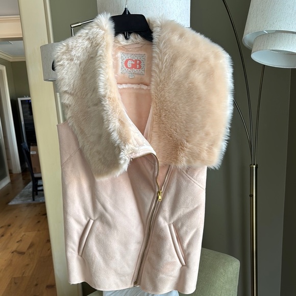 Gianni Bini Faux Fur Collar Vest in Cream Size Medium Gianni Bini NWOT - Picture 1 of 5